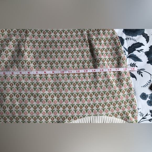 💐Petite Studio Riley Skirt in Daisy Print - Picture 12 of 12